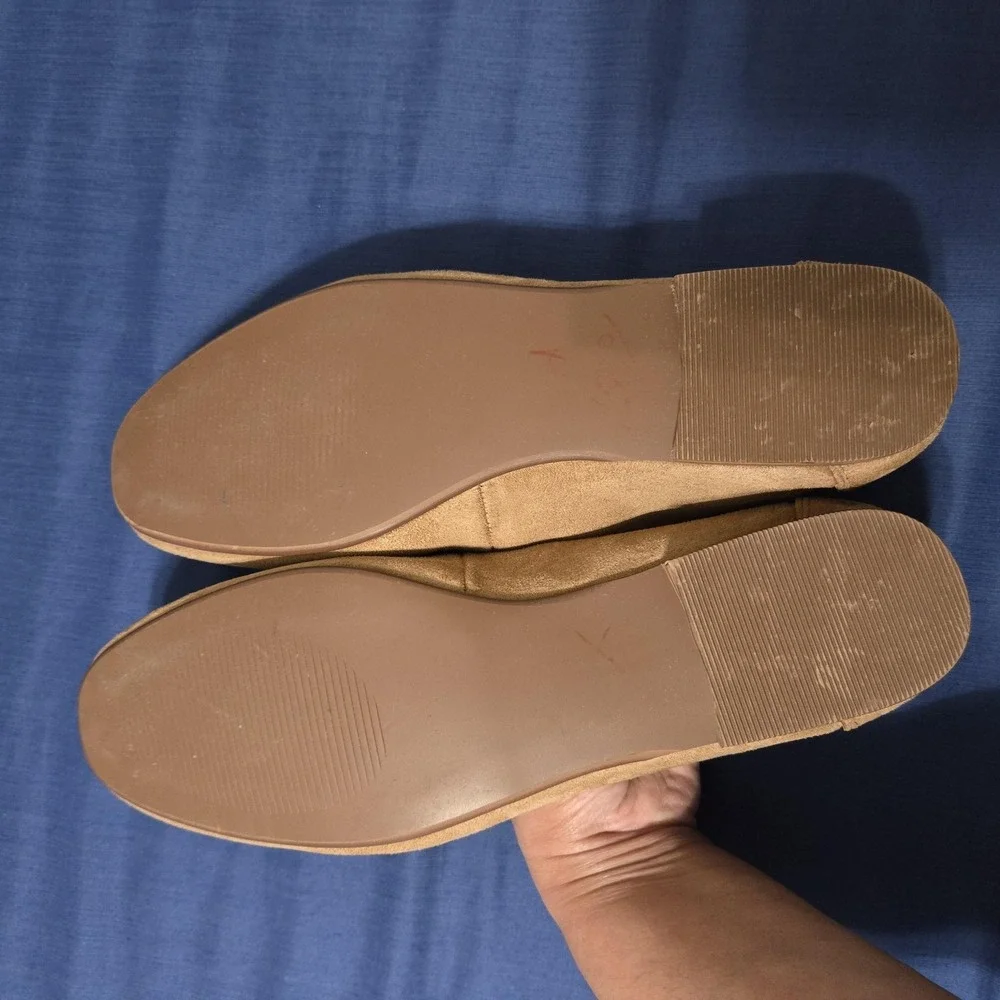 JF Shoes Womens NEW Size 11 Beige Faux Suede Loafers Almond Toe Casual Comfort